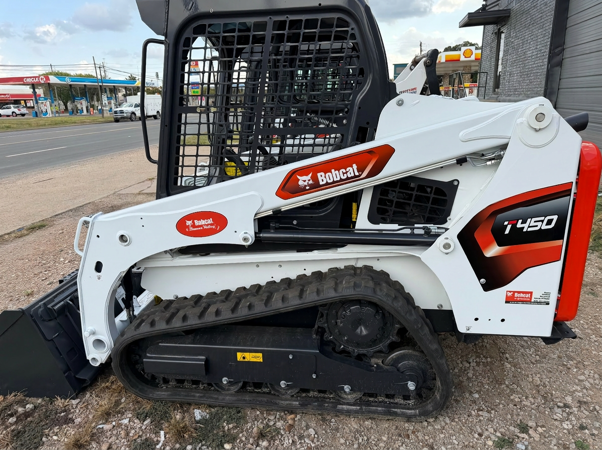 Bobcat T450 compact track loader available for rent in Houston TX